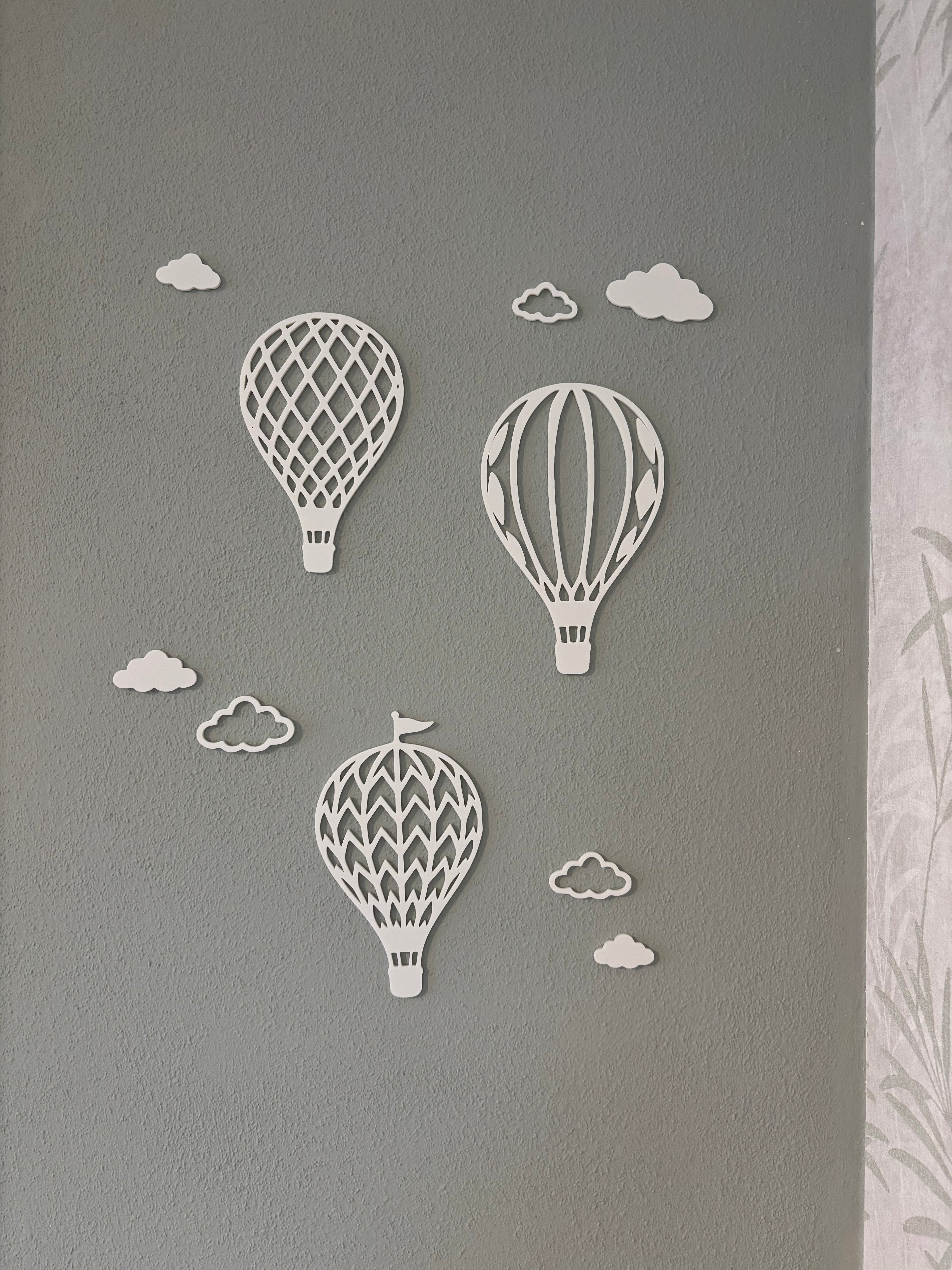 Heißluftballon Wanddeko – Kinderzimmer Deko Set Wandgestaltung mit Wolken | Leicht & Modern - MelMadeStudio