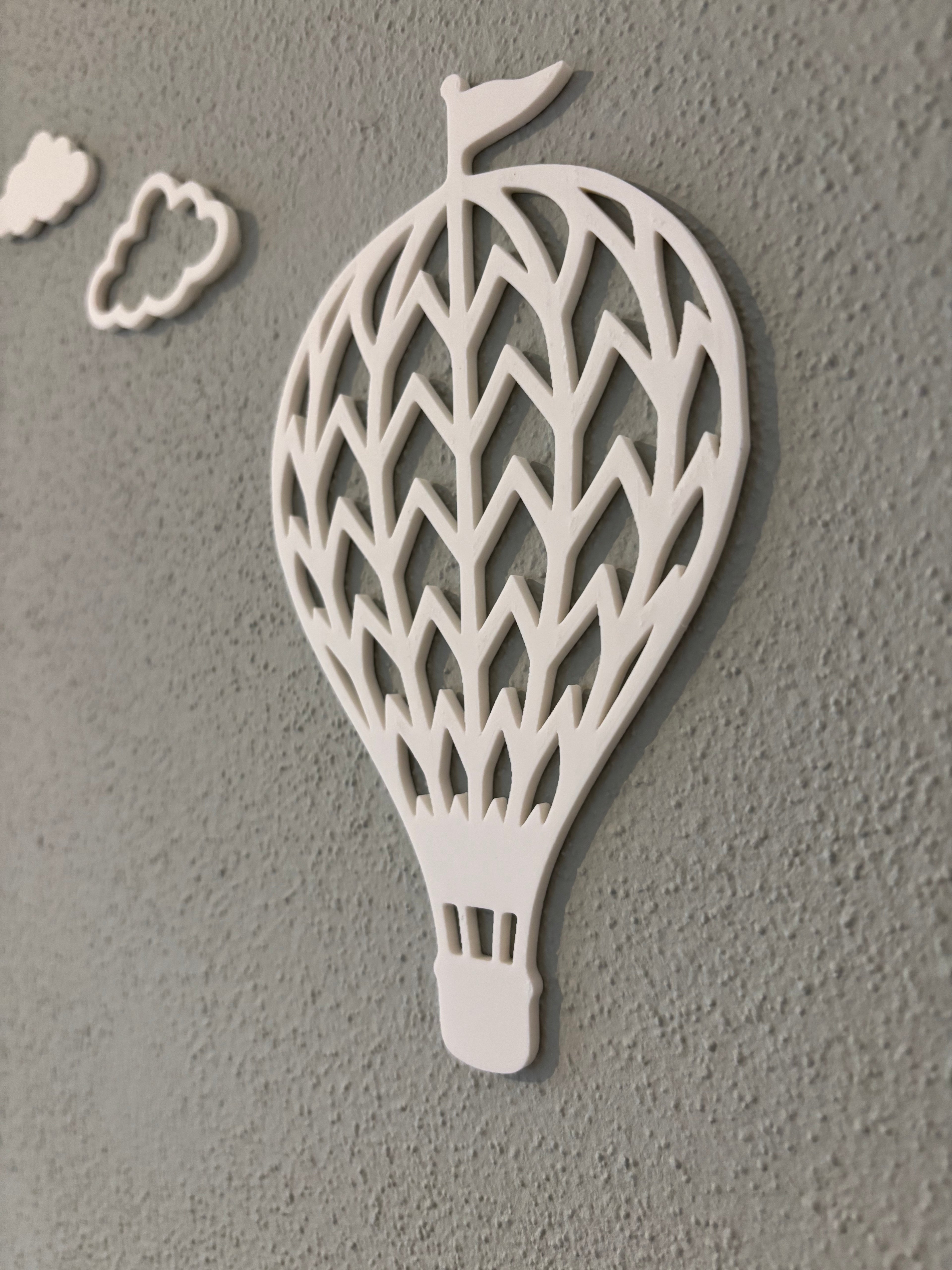 Heißluftballon Wanddeko – Kinderzimmer Deko Set Wandgestaltung mit Wolken | Leicht & Modern - MelMadeStudio