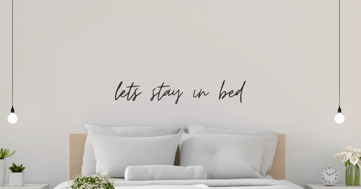 „lets stay in bed“ 3D Wandspruch - MelMadeStudio