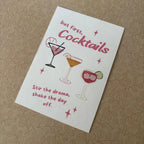 Postkarte „But First, Cocktails“ – Lustige Cocktail Karte für Freundinnen & Partys - MelMadeStudio