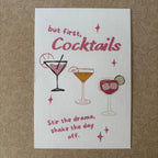Postkarte „But First, Cocktails“ – Lustige Cocktail Karte für Freundinnen & Partys - MelMadeStudio